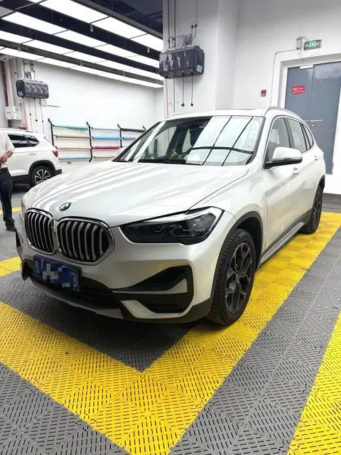 BMW X1 2020 — фото 1