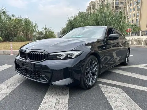BMW 3 Series 2025