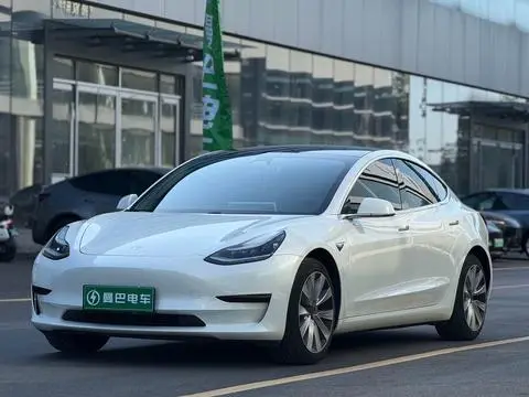 Tesla Model 3 2019 — фото 1