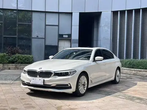BMW 5 Series 2020 — фото 1