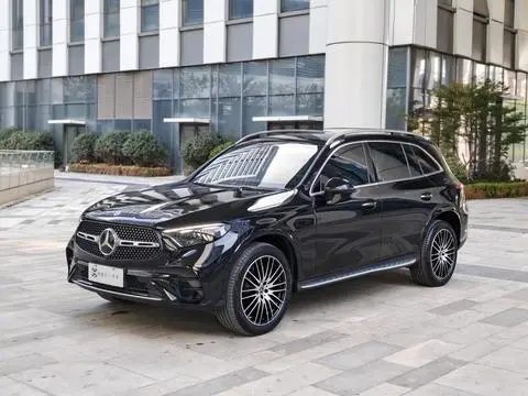 Mercedes-Benz GLC 2023