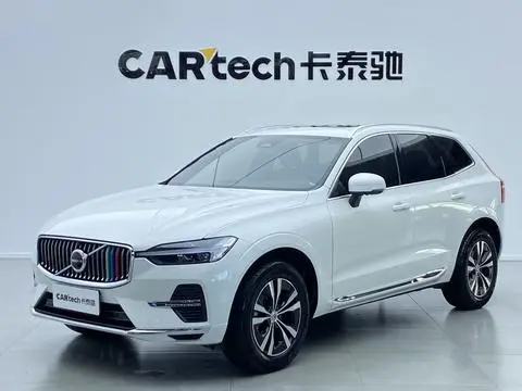 Volvo XC60 2022