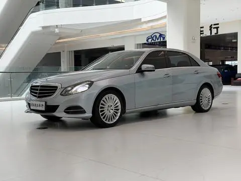 Mercedes-Benz E-Class 2015