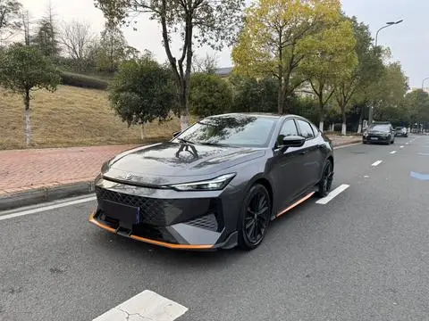 Changan UNI-V 2024