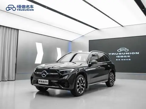 Mercedes-Benz GLC 2023