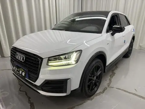 Audi Q2L 2018