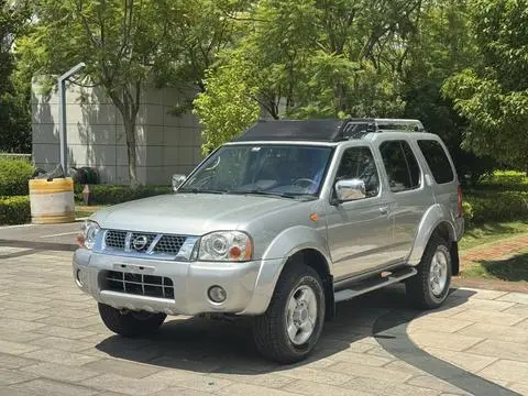 Nissan 帕拉丁 2006