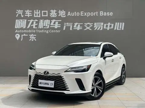 Lexus RX 2025