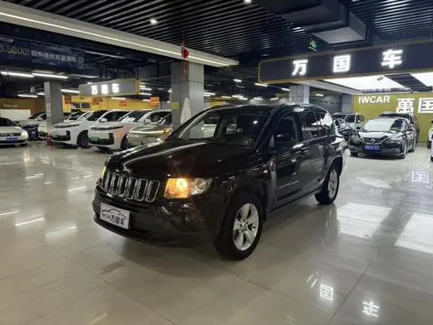 Jeep 指南者 2014