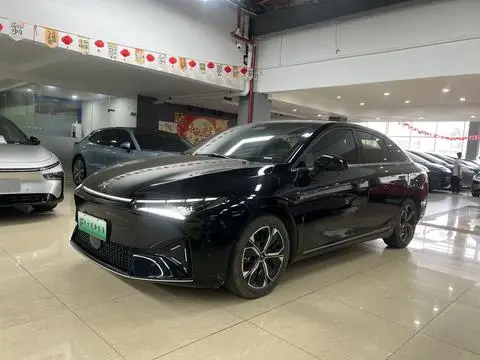 XPeng 小鹏P5 2021