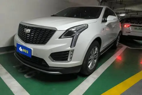 Cadillac XT5 2021 — фото 1