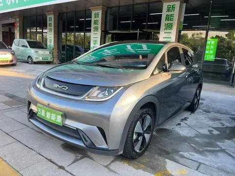 BYD Dolphin 2023 — фото 1