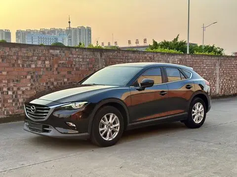 Mazda CX-4 2018 — фото 1