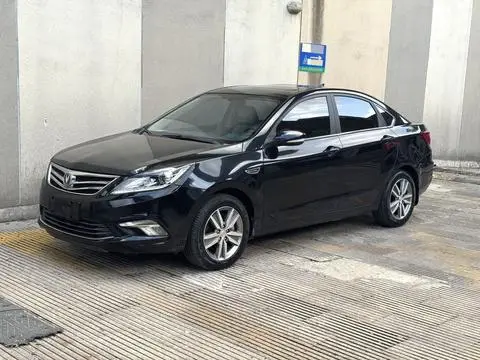Changan Eado 2015 — фото 1