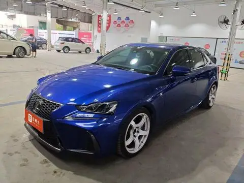 Lexus IS 2017