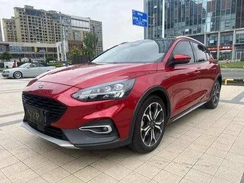 Ford FocusActive 2020 — фото 1