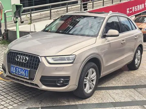 Audi Q3 2015