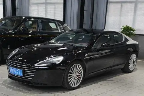 Aston Martin Rapide 2017