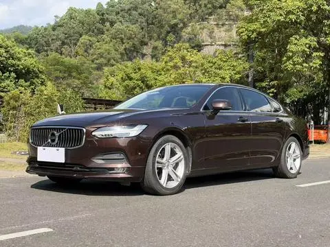 Volvo S90 2018 — фото 1