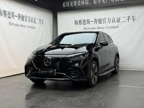 Mercedes-Benz EQE SUV 2024
