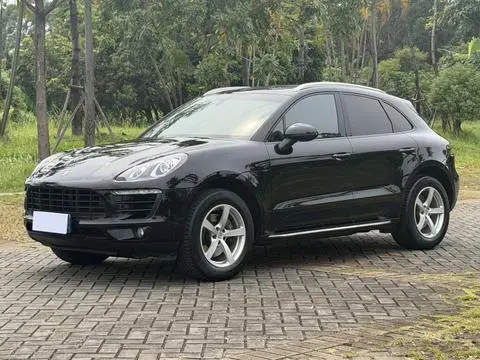 Porsche Macan 2016