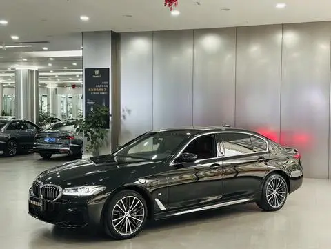 BMW 5 Series 2021