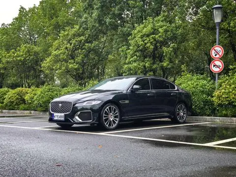Jaguar XFL 2024