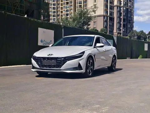 Hyundai Elantra 2021