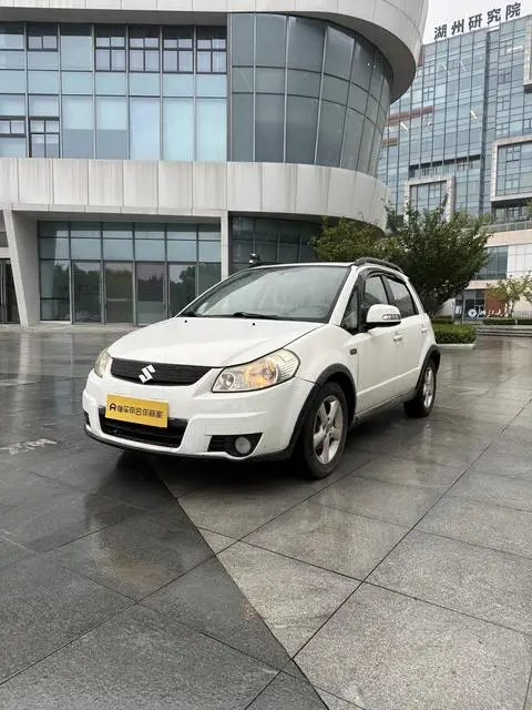 Suzuki 天语 SX4 2010