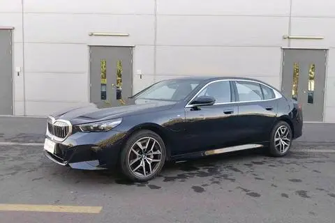 BMW i5 2025