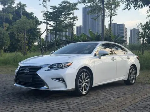 Lexus ES 2015
