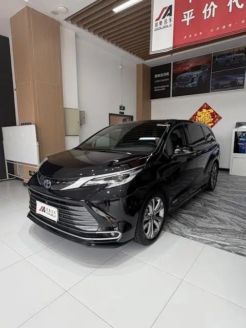Toyota 赛那 2023