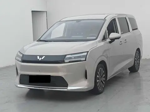 Wuling 星光730 EV 2025