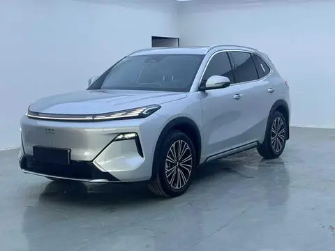 Geely 星舰7 EM-i 2026 — фото 1