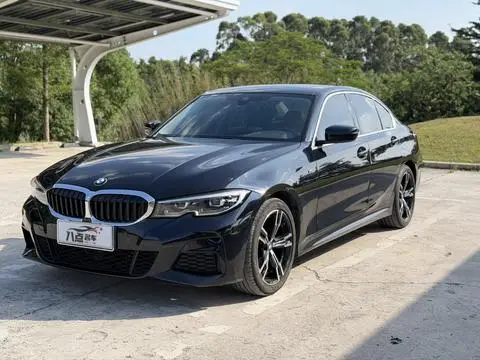 BMW 3 Series 2021 — фото 1