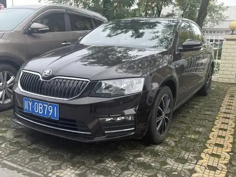 Skoda 明锐 2017 — фото 1