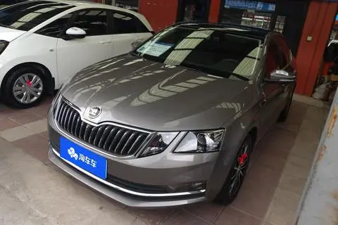 Skoda Octavia 2019 — фото 1