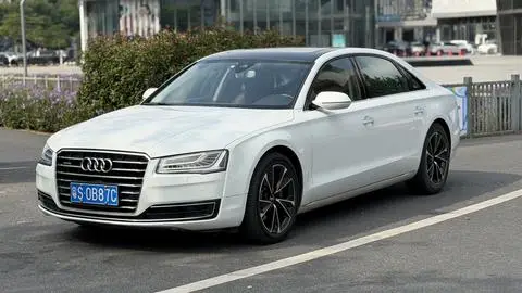 Audi A8 2014