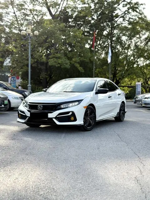 Honda Civic 2020 — фото 1