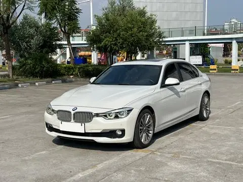 BMW 3 Series 2019 — фото 1
