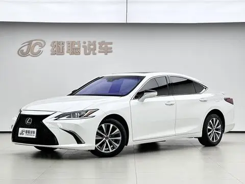 Lexus ES 2018
