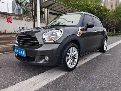 MINI COUNTRYMAN 2011