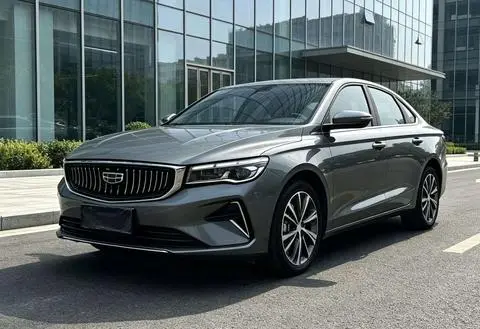 Geely Emgrand 2022 — фото 1