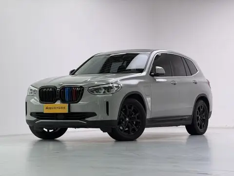 BMW iX3 2021