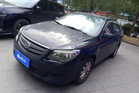 BYD L3 2013