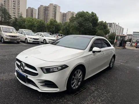 Mercedes-Benz A-Class 2020 — фото 1