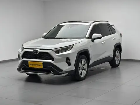 Toyota RAV4 2021