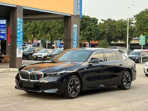 BMW 5 Series 2024