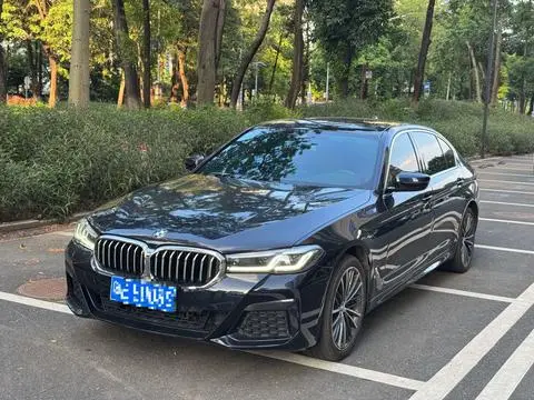 BMW 5 Series 2023 — фото 1