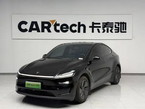 Tesla Model Y 2026